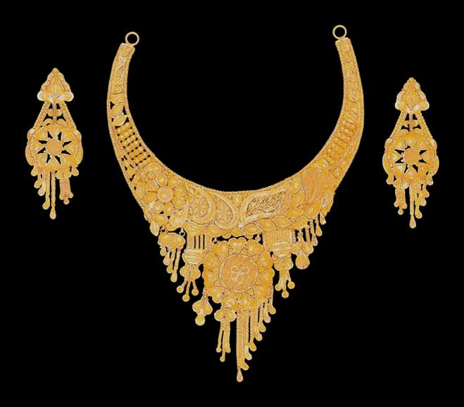 Gold Necklace Set