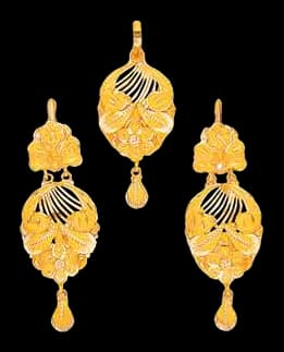 Gold Pendant Set